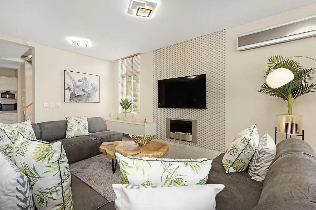 Cape Blu Bed and Breakfast Camps Bay